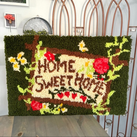 Vintage Other - Vtg Home Sweet Home Tapestry Latch Hook Yarn Decor